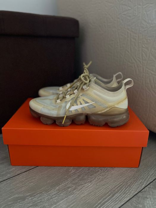 Дамски маратонки Nike VaporMax 2019 Cream Light Bone
