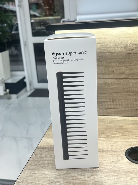 Dyson - расческа с гребенью