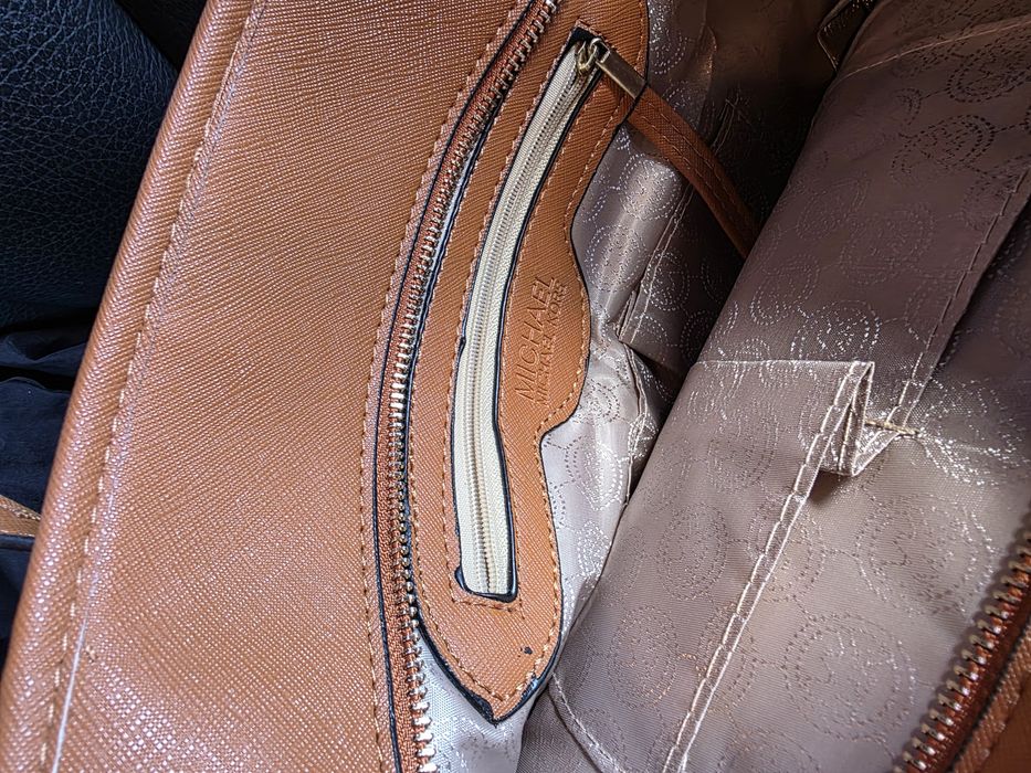 Дамска чанта Michael Kors