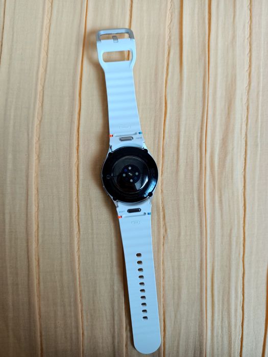Продам часы Galaxy Watch 7