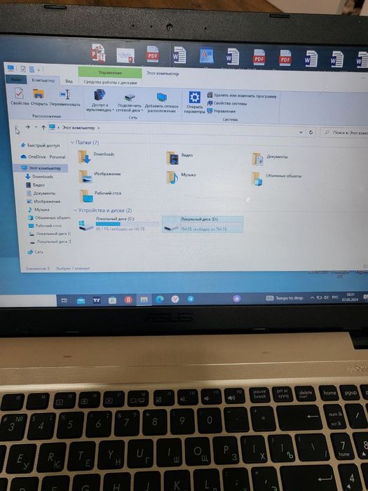 Noutbook Asus sotiladi Obmen bor Arzon narxda