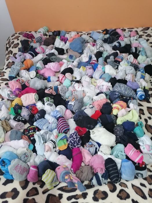 OFERTA, OFERTA  :250 perechi de ciorapi pentru copii