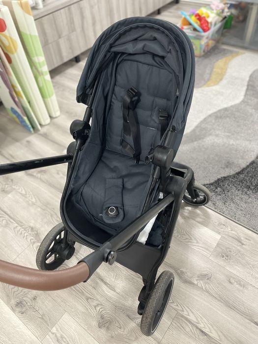 Cărucior Maxi-Cosi Zelia 3, 2 în 1