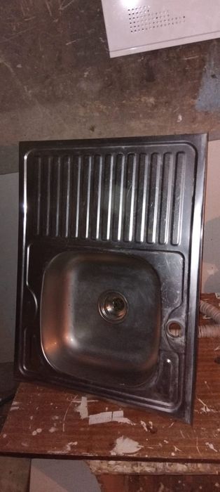 Раквина мойка размері 80×60.