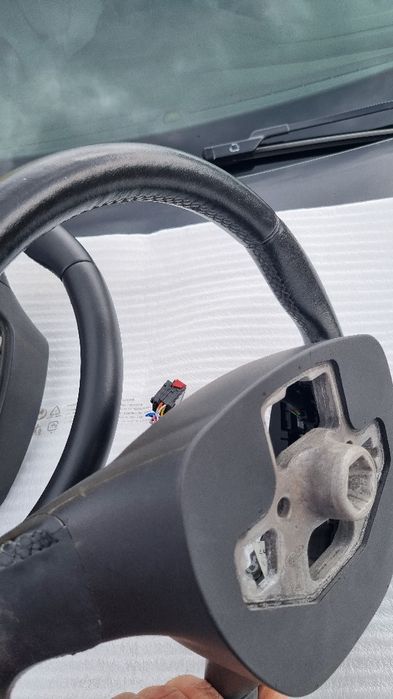 Volan ford cu incalzire