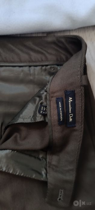 Классические брючки Massimo Dutti и футболка Zara