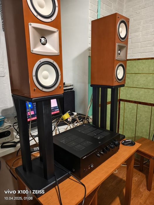 Акустика Yamaha ns 2hx .