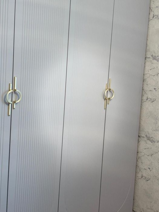 Продам кровать и шкаф