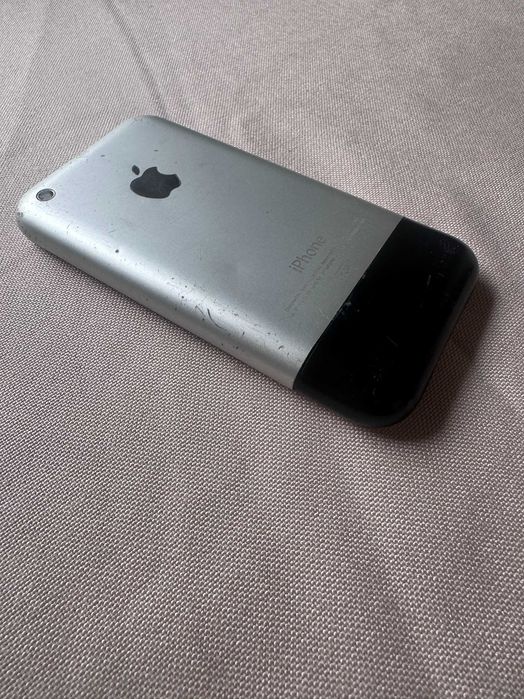 Iphone 2g пълен комплект