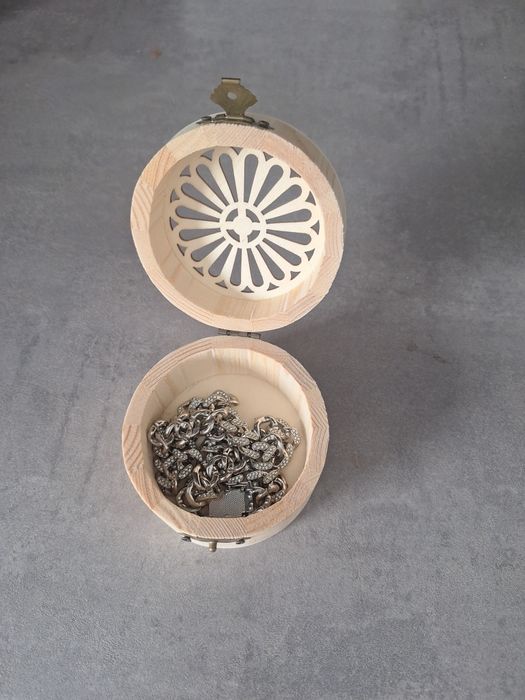 Colier barbati cu pietre