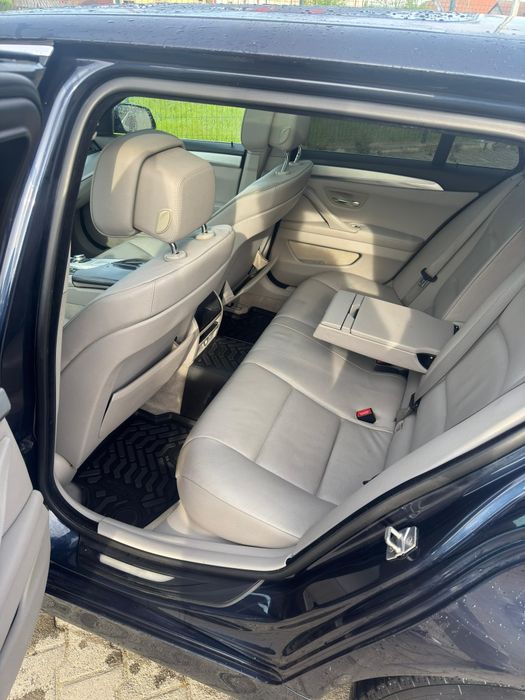 BMW Seria 5 Touring (F11), motorizare 2.0 diesel (520d), an fabricație 2012, cutie automată.