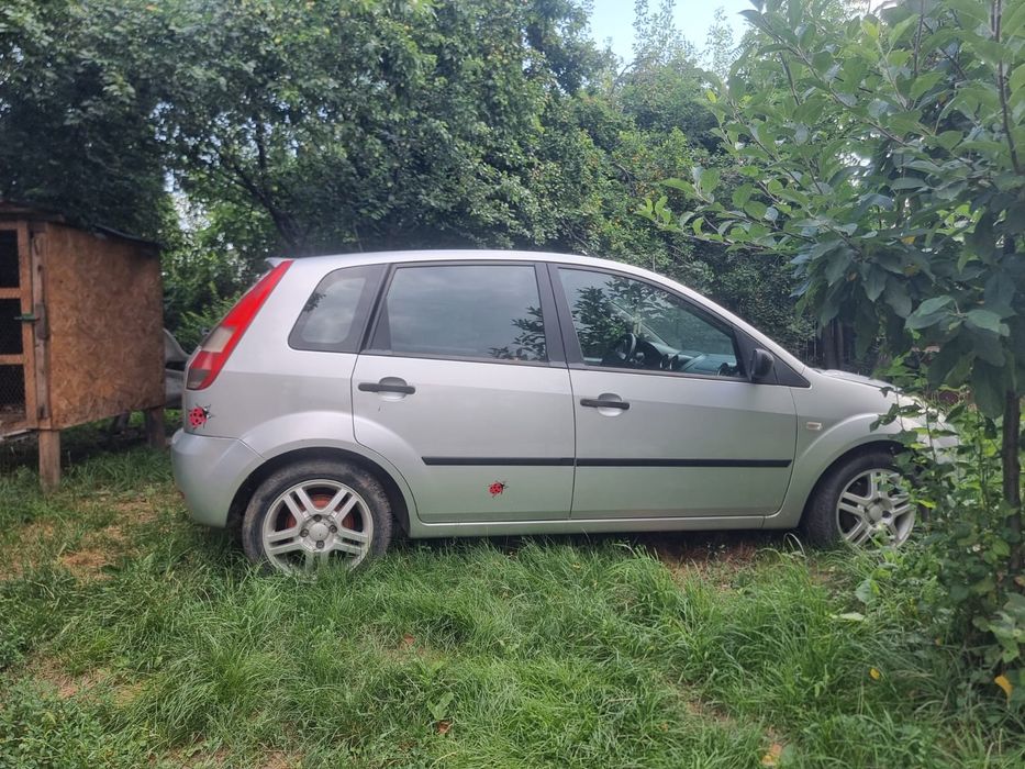 FORD Fiesta 2002 — imagine 4