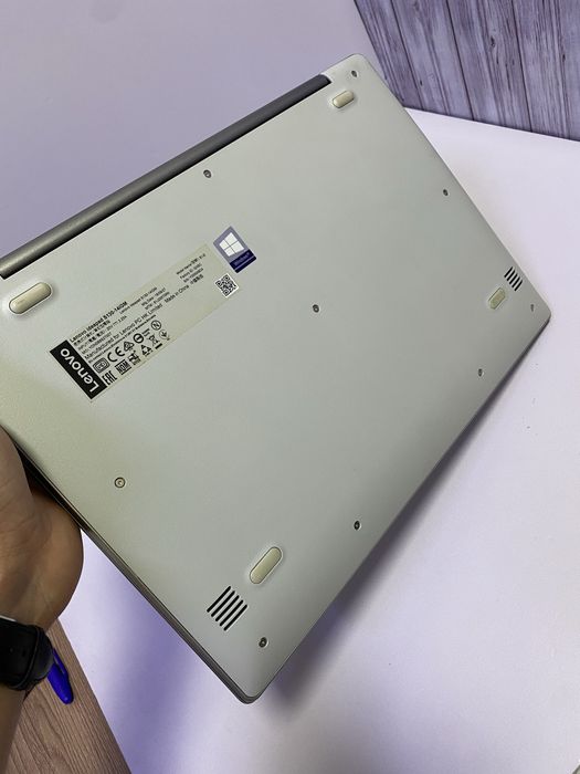 Ноутбук lenovo pentium n4/  СТ33268