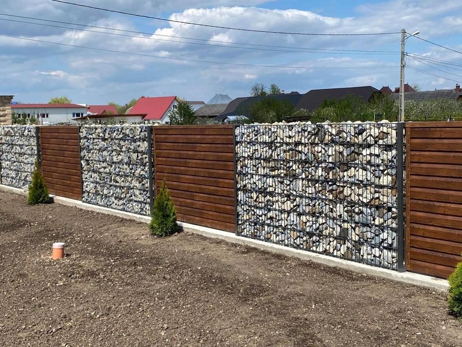 Depozit de piatra pentru gard locație șoseaua Iasi Hlincia