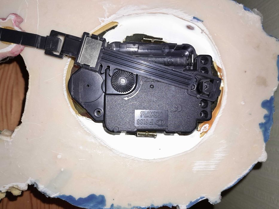 Без коментар цена ретро фигури на индианци