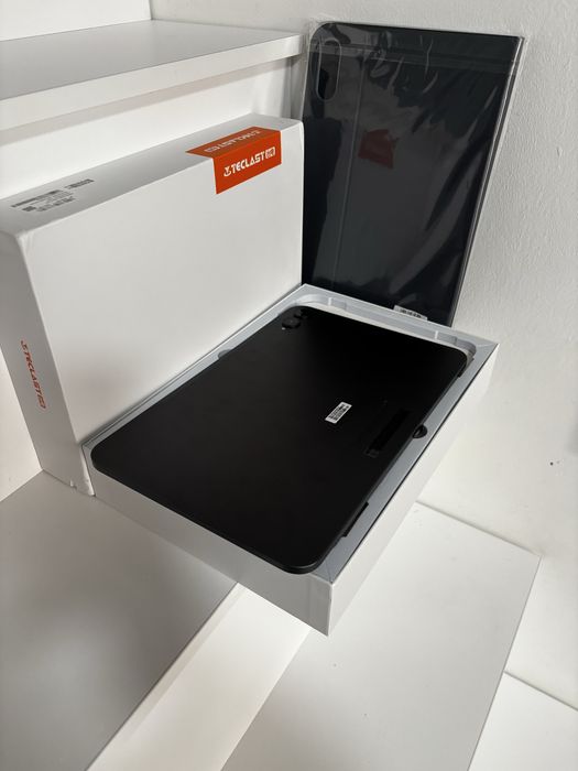 Tableta Laptop SIM 4G Teclast T65 13.4” 8GB RAM 128GB tastatura Gratis