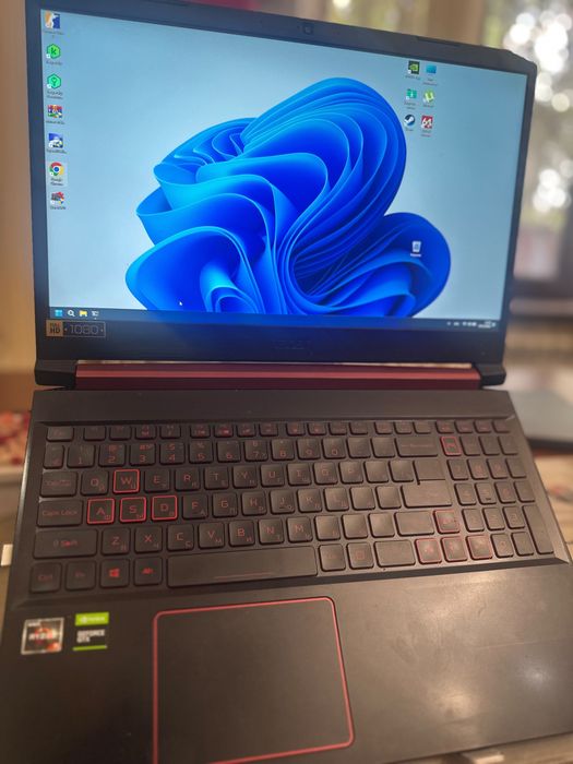 Ноутбук Игравой Acer nitro 5  писать на ватсап