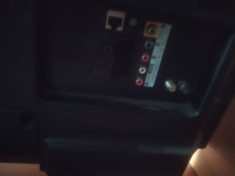 Продам телевизор lg