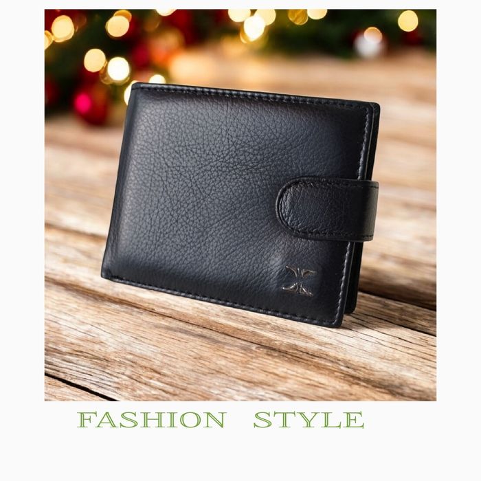 Мъжки портфейл от естествена кожа с личен калъф за документи