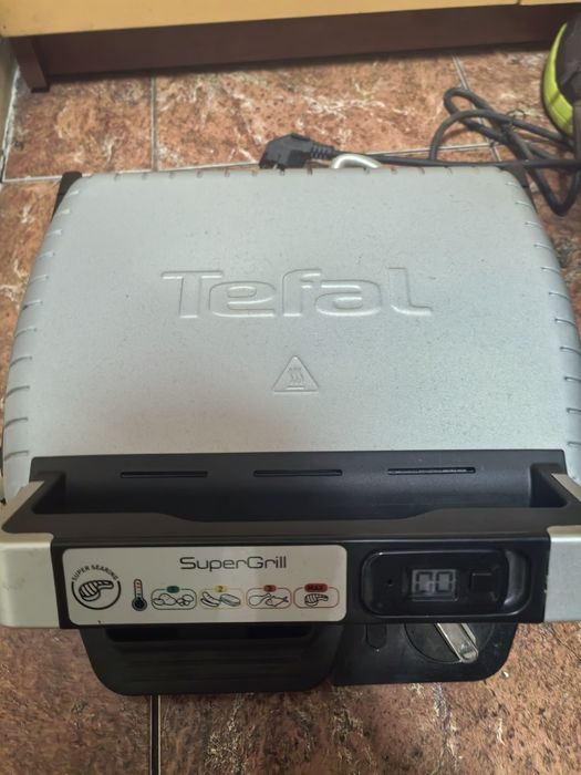 Grill electric Tefal  nou nefolosit