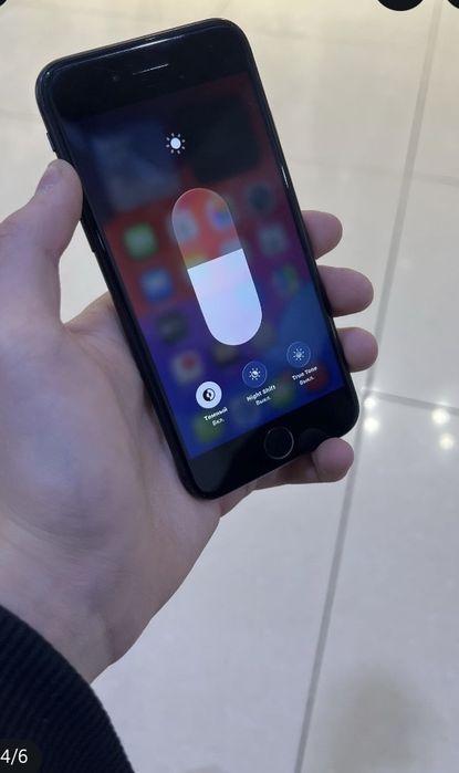 Продам Айфон се se идела