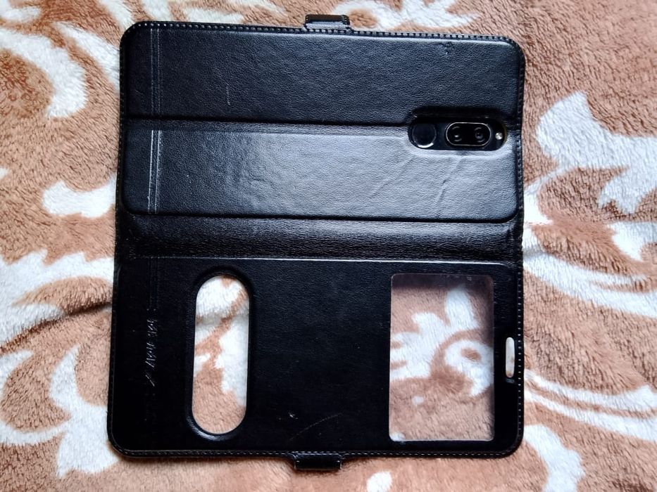 Продам 2 два телефона