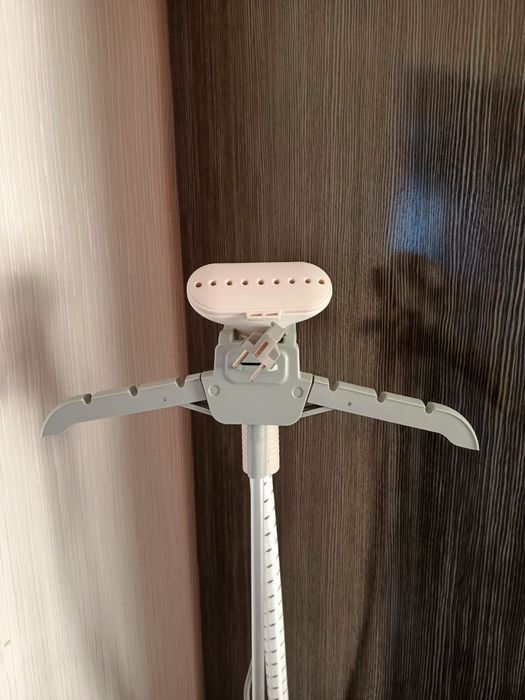 Тпариватель для одежды.