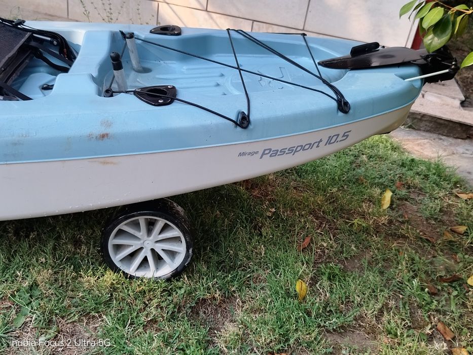 Продаван Каяк Hobie
