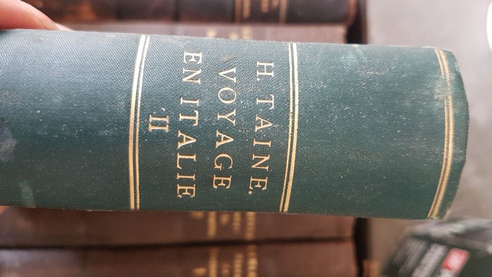 Френски антикварни книги/поредици от 18-ти, 19-ти век, всяка 10-20 лв.