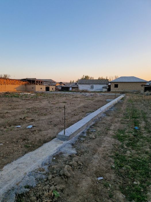 Ер сотилади 16 сотик, Нуравшон шахар,  нархи бир сотики