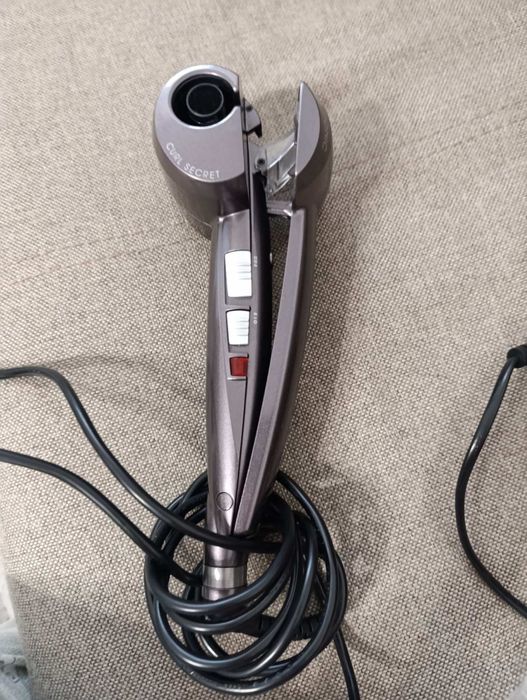 Маша за коса за къдрици