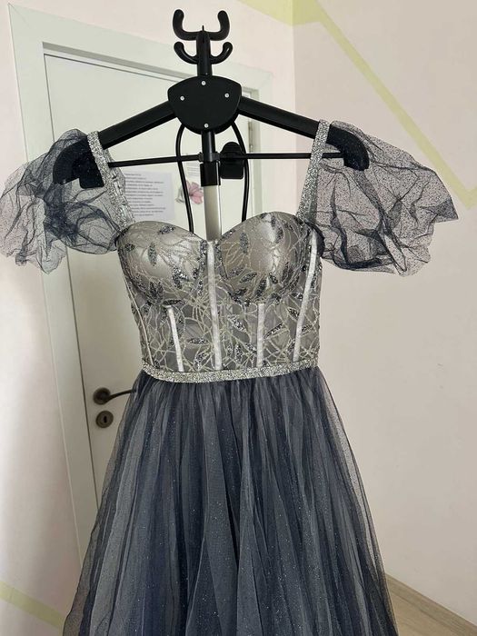 Абитуриентска Бална рокля