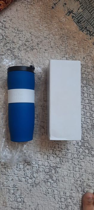 Термостакан в коробке