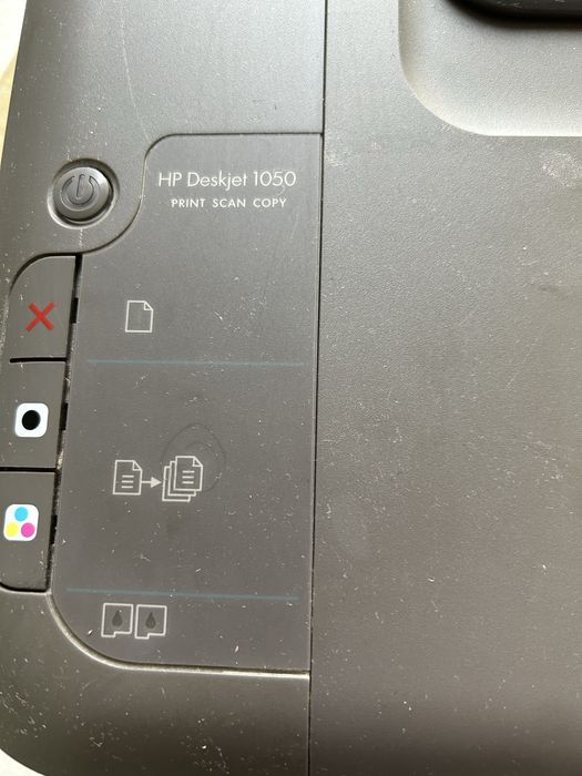 Принтер и сканер HP DeskJet 1050