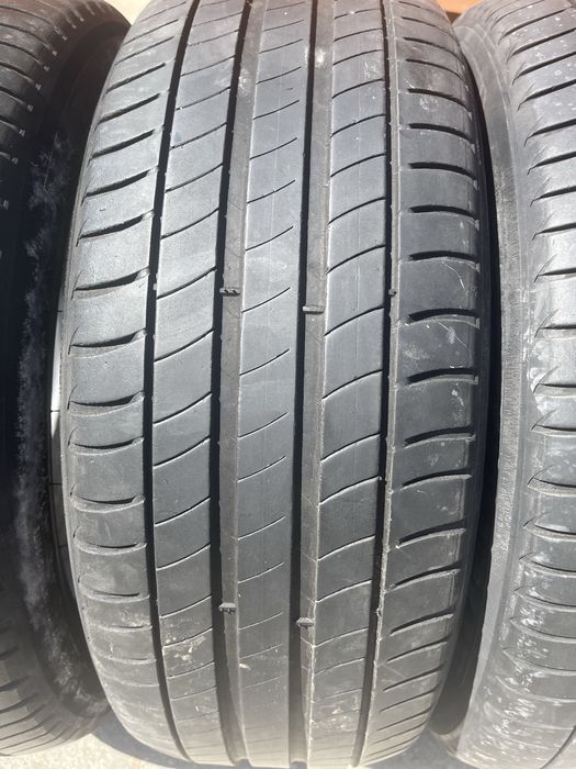4 бр. летни гуми 215/55/17 Michelin DOT 0818 4,5-5 mm