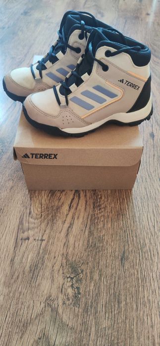 Детски зимни обувки adidas Terrex