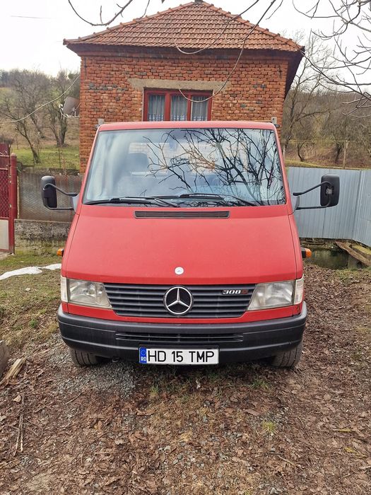 VÂND CAMIONETĂ!!!    Stare perfecta