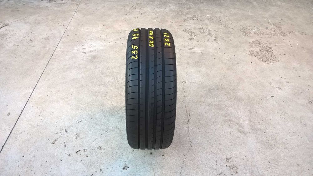 O anvelopa vara 235 45 19 goodyear F1 asymmetric 3 cu 8 mm 2021