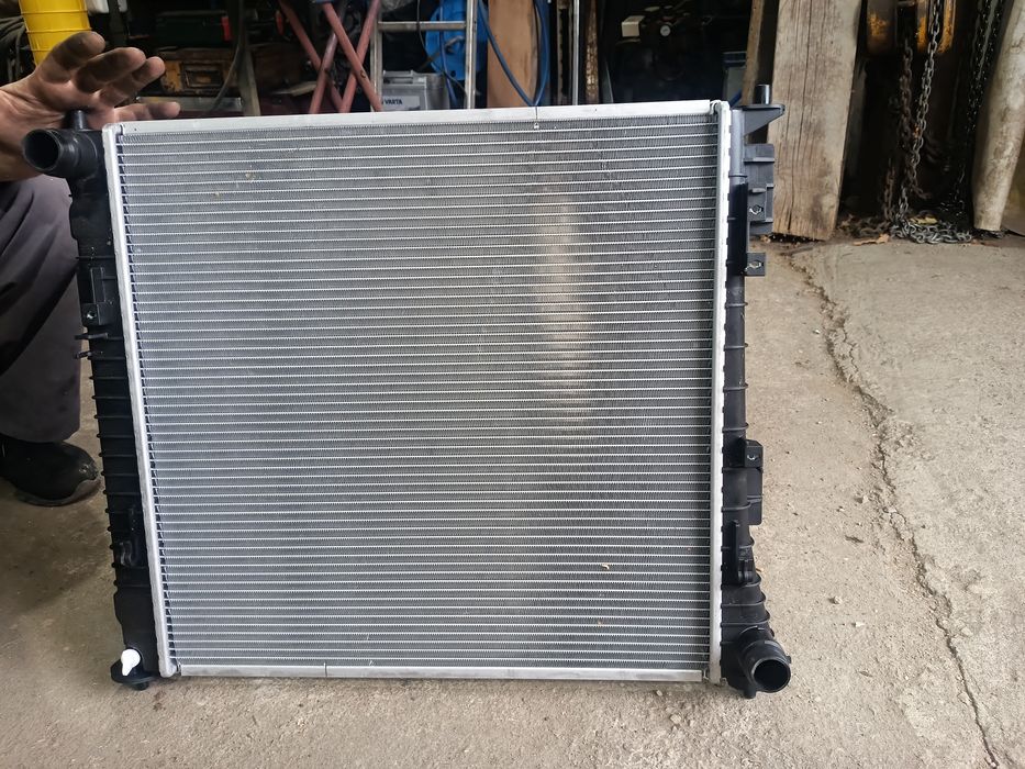 Радиатор за Киа Соренто 1.6