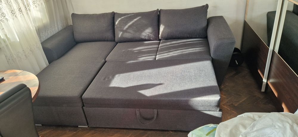 Ъглов разтегателен диван