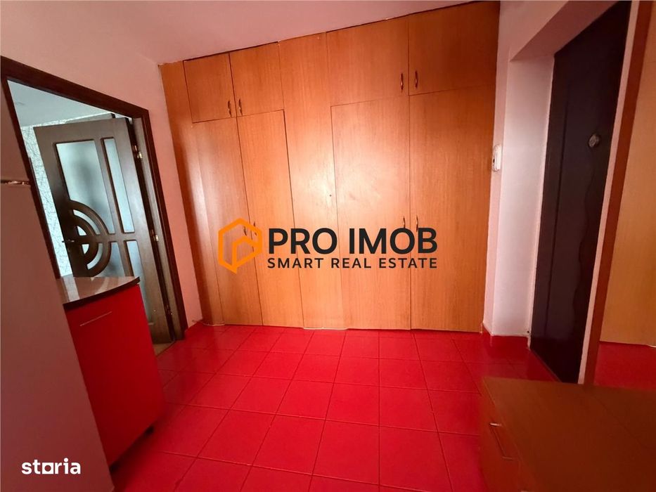 Apartament 2 camere cf 1 semidecomandat zona Unirii Sud