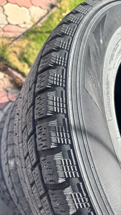 Продам резину 265/66R17