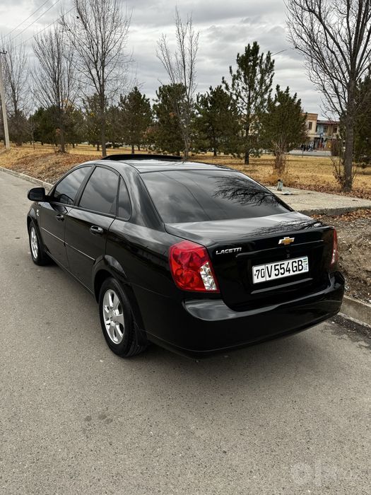 Jentra qora aftomat Toza 2022. 23 benzin