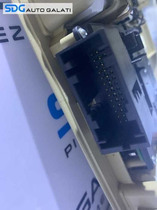 Plafoniera Lumini Lampa Iluminare Plafon Habitaclu Audi A8 D3 2002 - 2009 Cod 4E0947111AC  [L8380]