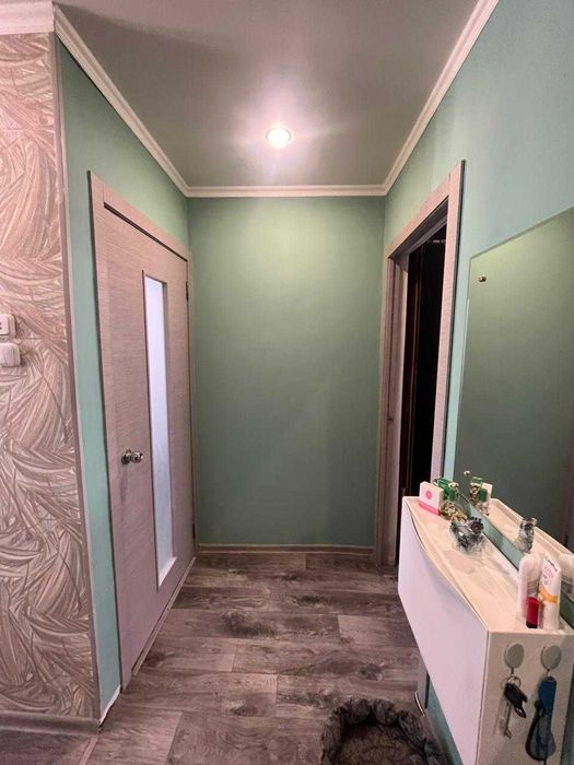 продается 2 ком квартира район Детская больница