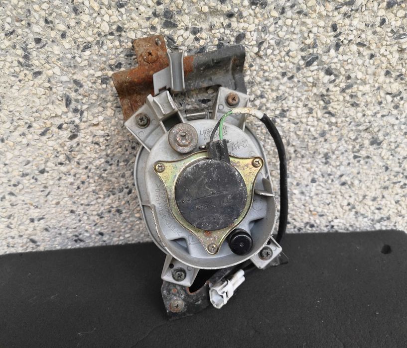 Оригинален халоген Сузуки Вагон  Suzuki Wagon R