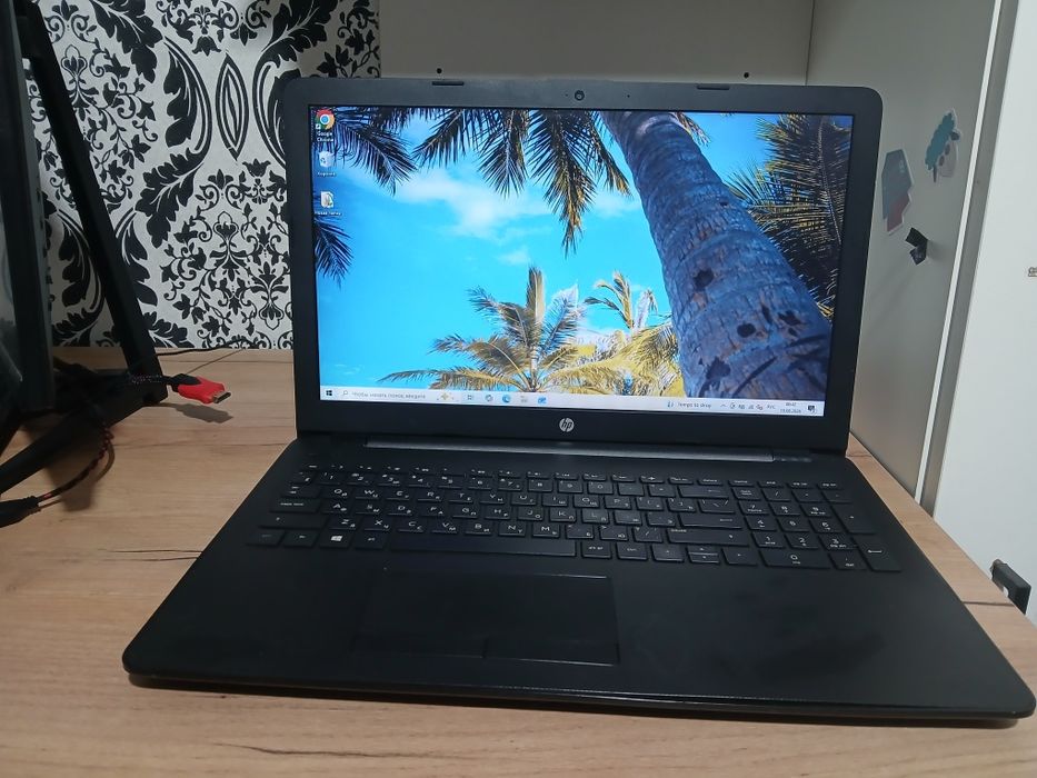 Офисный ноутбук HP