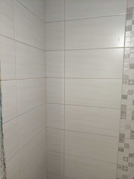 Продавам тристаен апартамент в Погреби,акт 16,партиди ток и вода!