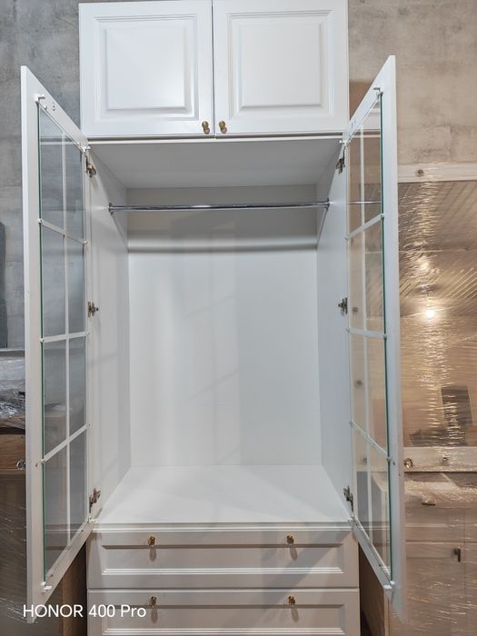 Продам мебель для салона