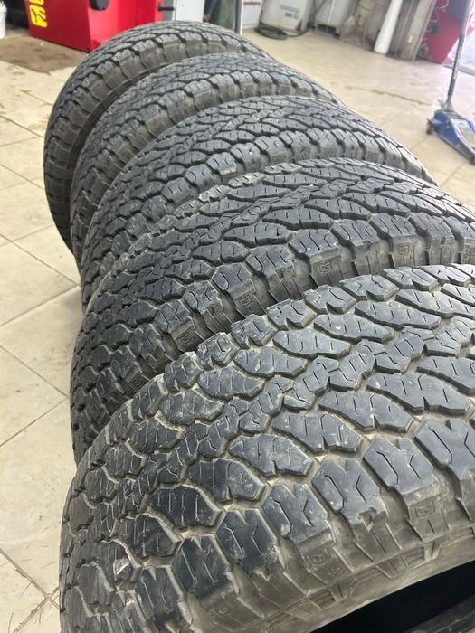 Шины комплект лето